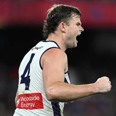 Ruck star Sean Darcy signs Dockers deal to 2030