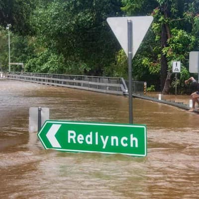 Queensland flooding first priority for new ministers