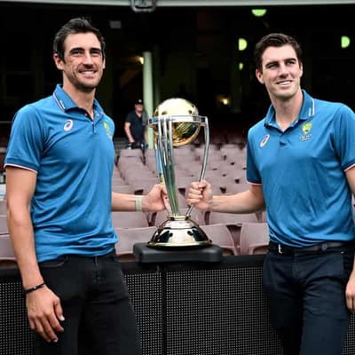 Starc smashes Cummins' IPL record in chaotic auction