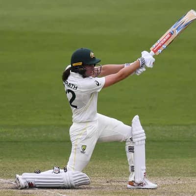 India dominate Australia on day one of Mumbai Test