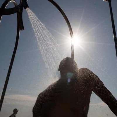 Heatwave conditions over New Year's break