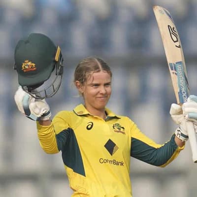 Record-breaking Australia seal 3-0 ODI sweep of India