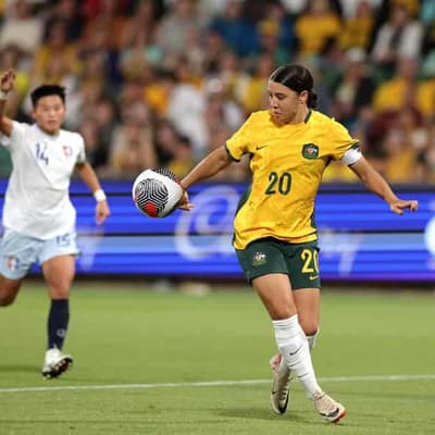 Sam Kerr suffers 'devastating' ACL injury