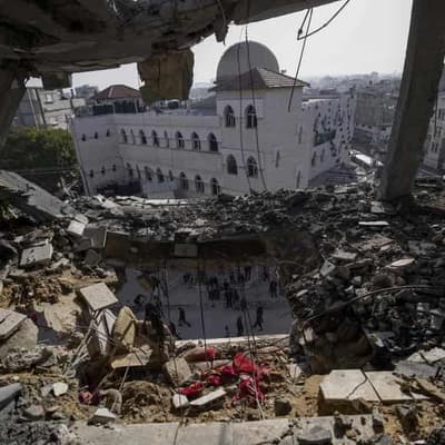 Despair in Gaza as fighting intensifies despite pledges