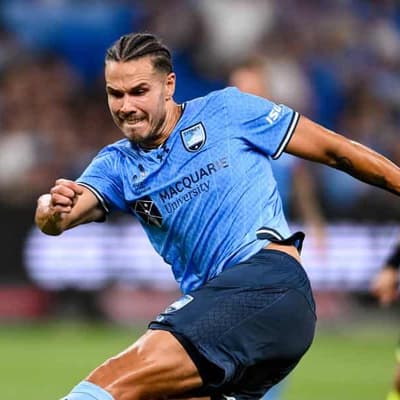 Sydney FC lose Rodwell, King to injuries