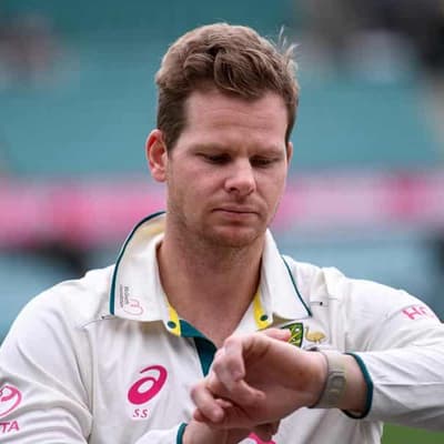 Warner sees clear upside in Smith's shift to the top