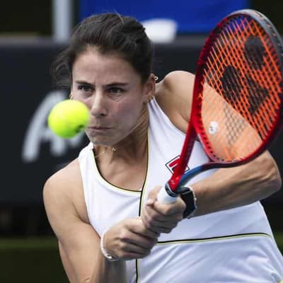 Navarro claims maiden WTA title with epic Hobart win
