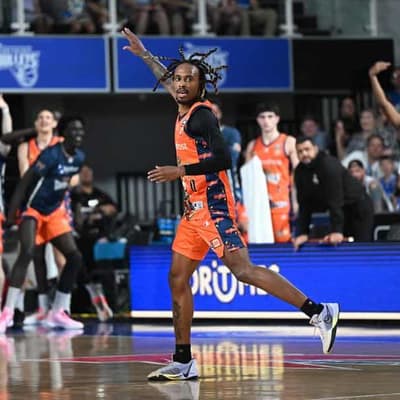 Taipans overcome sluggish starts to beat 36ers in NBL