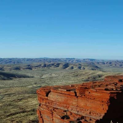 Scorching WA heatwave spreads east across country