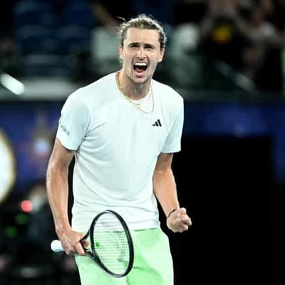 Zverev stuns Alcaraz to secure Open semi-final return
