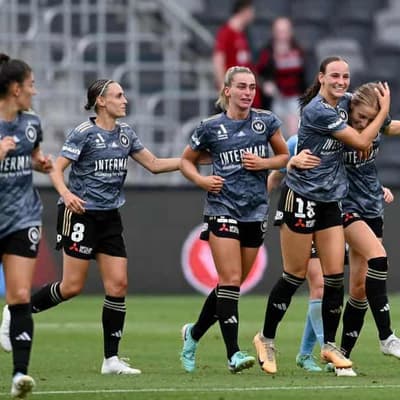 Wanderers seek to extend record winning run in ALW