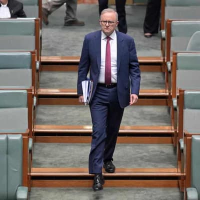 Workers set to get right to ignore bosses after hours