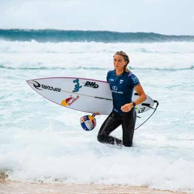 Aussie Picklum falls in Pipe final after perfect score