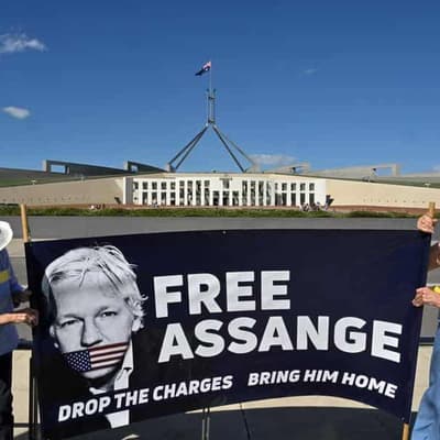 MP makes 11th hour bid to stop Assange extradition
