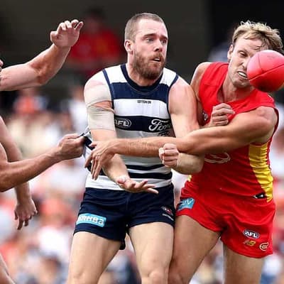 Geelong's Guthrie hurts quad in AFL practice match