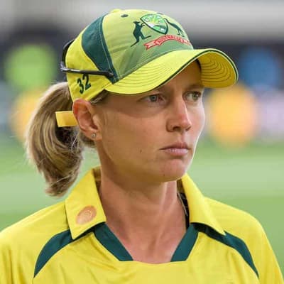 Lanning's Delhi fall to last-ball six in WPL opener