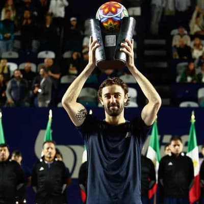 Australian Thompson breaks through for first ATP title