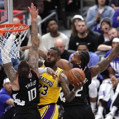 King James goes into overdrive as Lakers beat Clippers