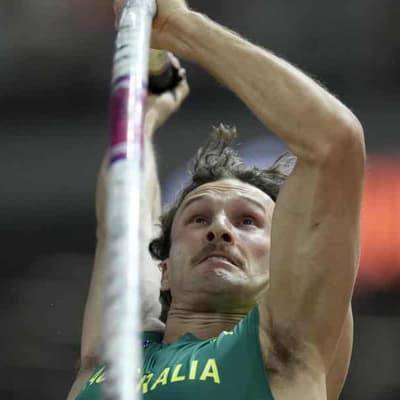 Marschall misses out on medal as Mondo soars again