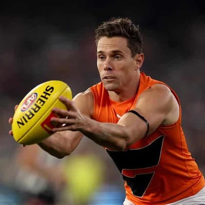 Kelly to play 200th Giants game against childhood club