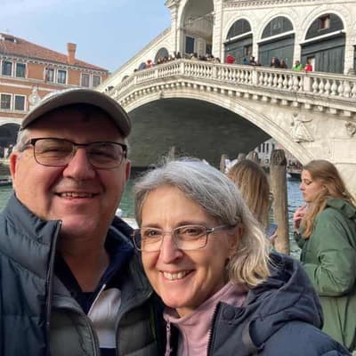 Online tool helps farmers cultivate love on the land