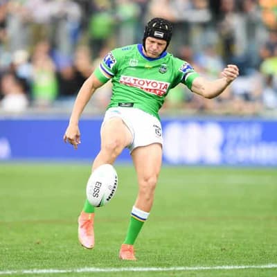 Schneider follows long line of Penrith's student No.7s