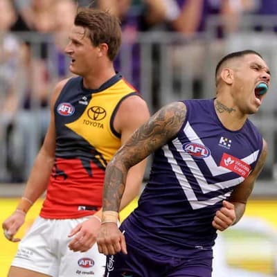 Fremantle rocket to 3-0 after beating winless Crows