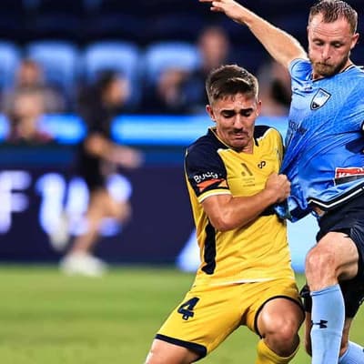 'Spicy' City clash starts Mariners' chaotic month