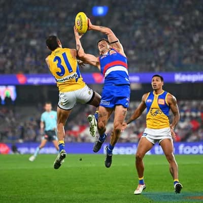 Emotional Beveridge lauds Twentyman after big Dogs win