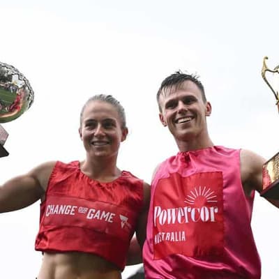 Lacey and Mannix-Power win rain-delayed Stawell Gifts