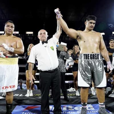 Leapai Jnr's narrow escape in pro fight debut victory