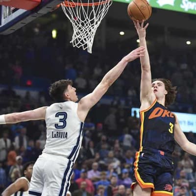 NBA champion Kenny Smith jets into key Next Stars gig