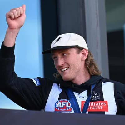 Collingwood defender Murphy retires due to concussion