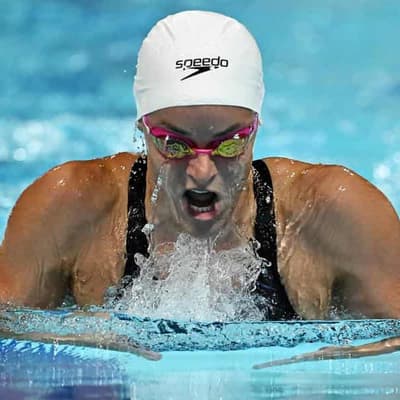 Swim star McKeown takes down another Steph Rice record