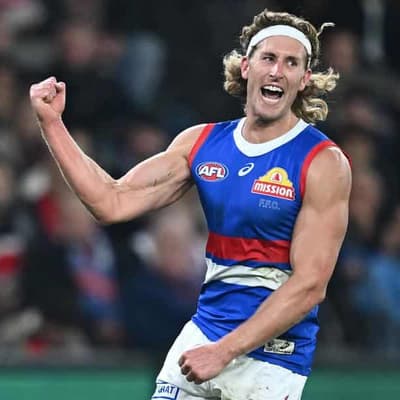 Beveridge breathes easier as Bulldogs destroy Saints