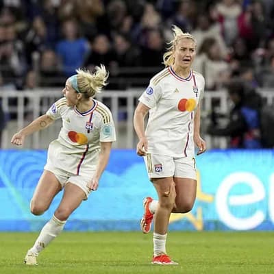 Matildas' Carpenter homes in on Champions League final