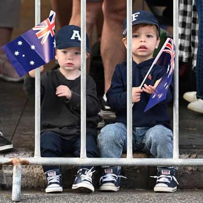 Queenslanders gather in their thousands for Anzac Day