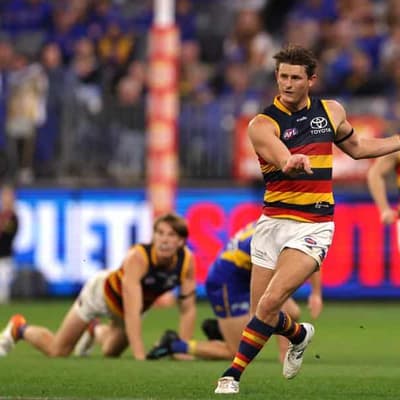 Crows look to go full steam ahead against winless Roos