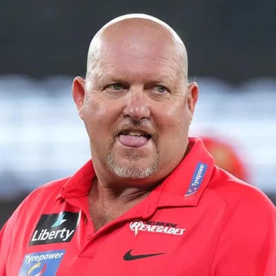 Renegades axe coach Saker after poor BBL campaign