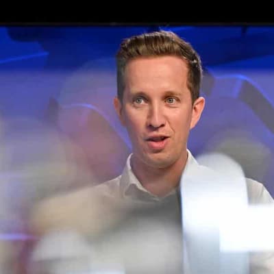 Greens urge housing funds for women fleeing violence