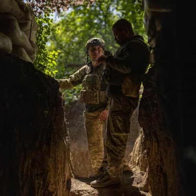 Russia 'takes two more settlements' in eastern Ukraine