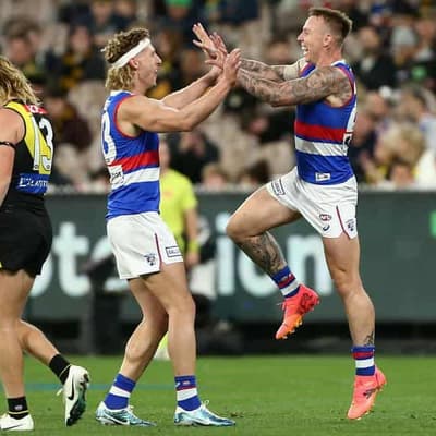 Relief for Beveridge as Bulldogs thrash Tigers