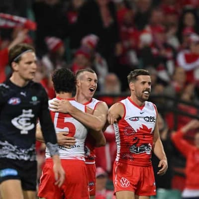 Brownlow fancy Warner charged with striking