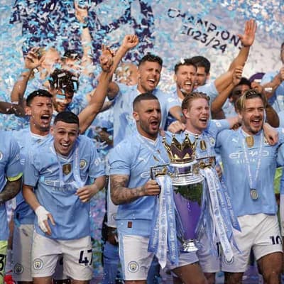 Man City roar to fourth straight Premier League crown