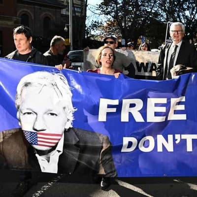Appeal decision 'huge blow' to US case: Assange lawyer