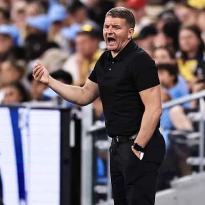 Aussie gamble pays off as Mariners boss eyes treble