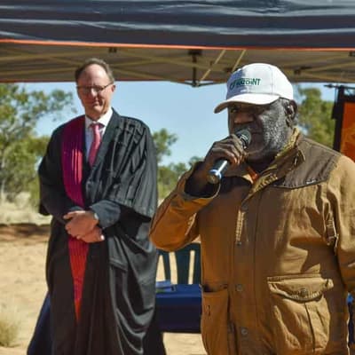Outback ceremony confirms native title for NT station