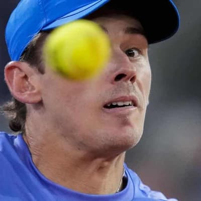 De Minaur plans to shoot for double glory at Olympics
