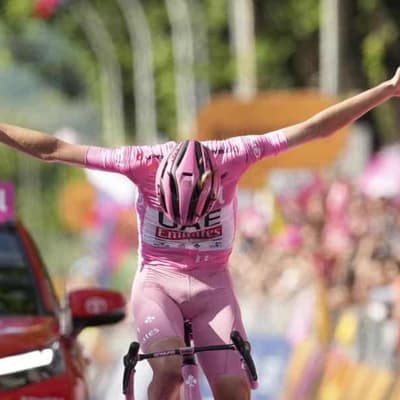 Pogacar in Giro world of his own as O'Connor dream dies