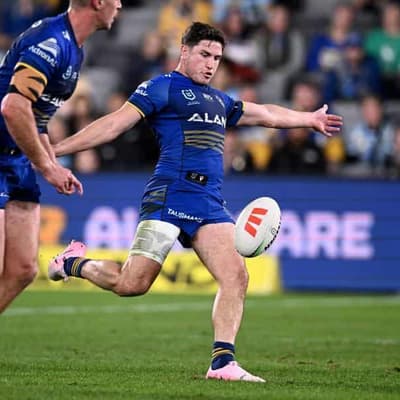 Moses kicks right back into gear as Eels sink Sharks